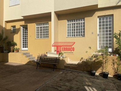 Sobrado com 3 dormitórios para alugar, 69 m² por R$ 2.000,00/mês - Vila Eldízia - Santo An