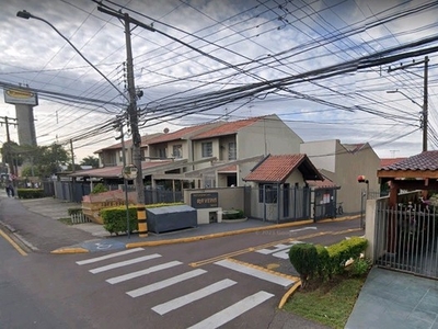 Sobrado com 3 quartos para alugar por R$ 1700.00, 85.00 m2 - BOQUEIRAO - CURITIBA/PR