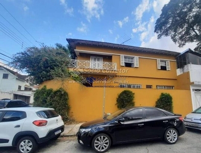 Sobrado em Vila Pedro Moreira, Guarulhos/SP de 185m² 3 quartos à venda por R$ 719.000,00