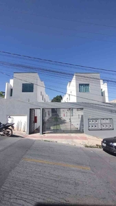 Casa com 2 quartos à venda no bairro São João, 67m²