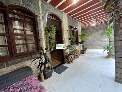 Casa com 4 quartos à venda no bairro Teixeira Dias (barreiro), 137m²