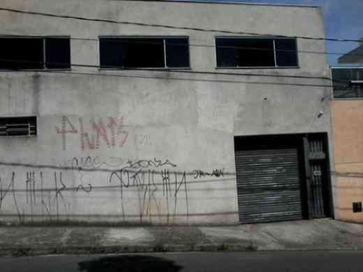 Galpão à venda no bairro Santa Terezinha, 415m²