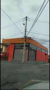Galpão à venda no bairro Santo André, 200m²