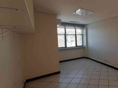 Sala para alugar no bairro Estoril, 30m²