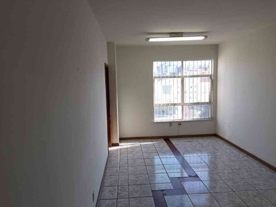 Sala para alugar no bairro Sagrada Família, 20m²