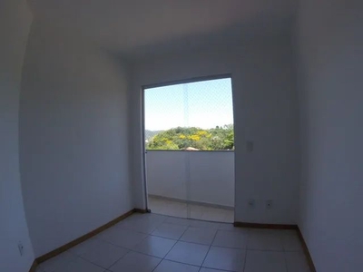 Amplo apartamento, contando com aproximadamente 130,00m² de área total