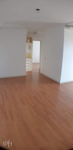 Apartamento à venda em Campo Belo com 73 m², 2 quartos, 1 vaga