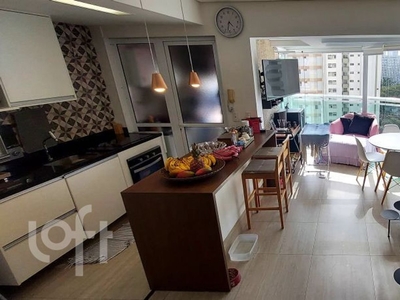 Apartamento à venda em Campo Belo com 78 m², 2 quartos, 1 suíte, 2 vagas