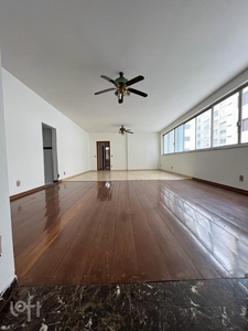 Apartamento à venda em Moema Índios com 200 m², 5 quartos, 1 suíte, 2 vagas
