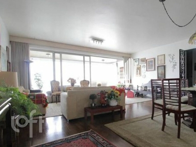 Apartamento à venda em Vila Sônia com 210 m², 3 quartos, 1 suíte, 2 vagas
