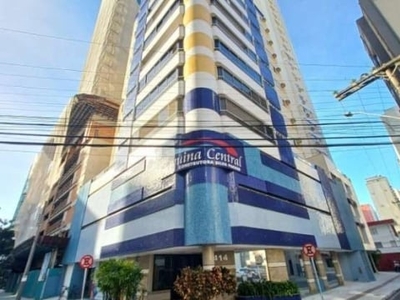 Apartamento alto padrão semi-mobiliado no centro de balneário camboriú