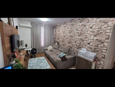 Apartamento no Bairro Bom Retiro em Blumenau com 2 Dormitórios e 70 m²