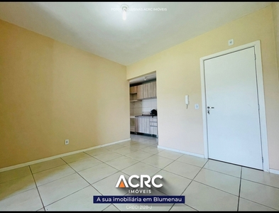 Apartamento no Bairro Itoupavazinha em Blumenau com 3 Dormitórios (1 suíte) e 65 m²