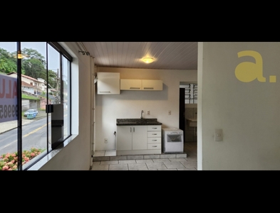 Apartamento no Bairro Salto Weissbach em Blumenau com 1 Dormitórios e 32 m²