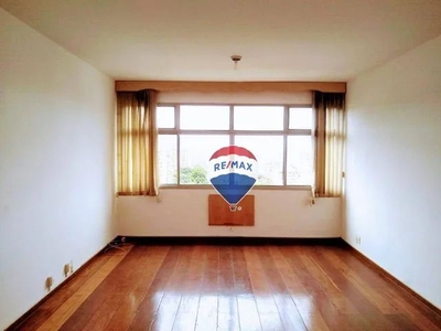Apartamento para alugar em Grajaú de 122.00m² com 4 Quartos, 1 Suite e 1 Garagem