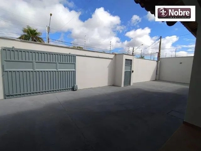 Casa com 5 dormitórios para alugar, 300 m² por R$ 4.048,52/mês - Plano Diretor Sul - Palma