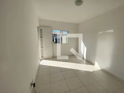 Casa de Condomínio para Aluguel - Santa Cruz da Serra, 2 Quartos, 70 m2
