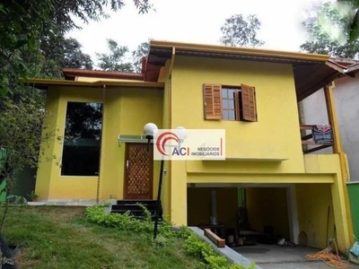 Casa de Condomínio para venda e aluguel em Vila Verde de 280.00m² com 3 Quartos, 1 Suite e