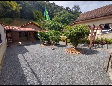 Casa no Bairro Valparaiso em Blumenau com 2 Dormitórios