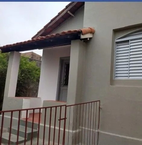 Casa para alugar em Jardim Caparroz de 120.00m² com 1 Quarto e 1 Garagem