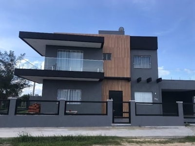 Casa/ sobrado à venda com 4 quarto(s)