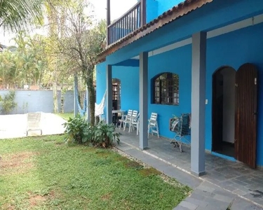 Sobrado para aluguel tem 150 metros quadrados com 3 quartos em Boiçucanga - São Sebastião