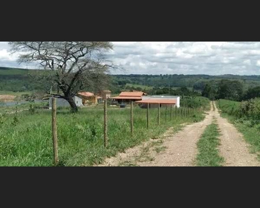 Vendo chacara de 1400 mts beira da represa QUEBRA ANZOL 20km de IRAI DE MINAS energia