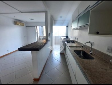 Apartamento no Bairro Vila Nova em Blumenau com 2 Dormitórios (1 suíte) e 70.8 m²