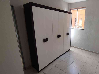 Apartamento com 3 quartos para alugar no bairro Buritis, 90m²