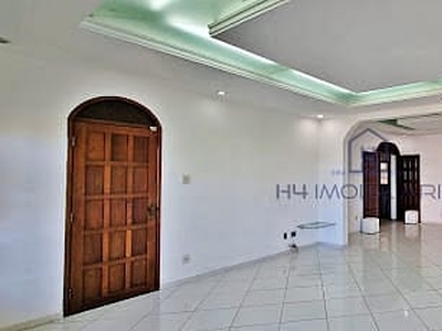 Apartamento em Castália, Itabuna/BA de 160m² 3 quartos à venda por R$ 349.000,00