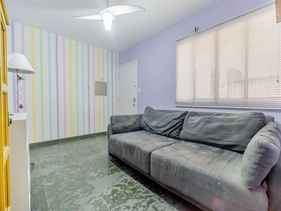 Apartamento em Jardim da Glória, Cotia/SP de 45m² 2 quartos à venda por R$ 178.000,00
