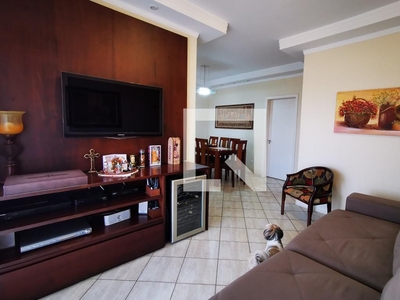 APARTAMENTO no 13º andar mobiliado com 3 dormitórios e 3 garagens