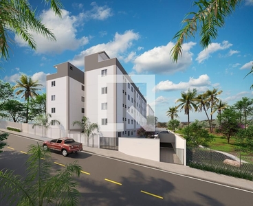 APARTAMENTO no 5º andar com 2 dormitórios e 1 garagem