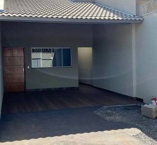 Casa com 2 Quartos à venda, 200m² - Centro
