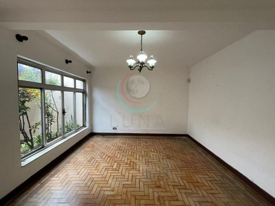 Casa em Cambuci, São Paulo/SP de 140m² 4 quartos à venda por R$ 749.000,00