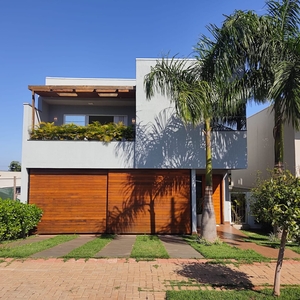 Casa em Conjunto Habitacional Alexandre Urbanas, Londrina/PR de 273m² 4 quartos à venda por R$ 1.649.000,00