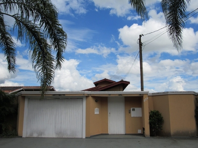 Casa em Lagos de Santa Helena, Bragança Paulista/SP de 301m² 3 quartos à venda por R$ 899.000,00