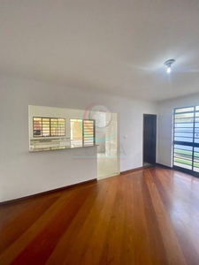 Casa em Planalto Paulista, São Paulo/SP de 224m² 3 quartos à venda por R$ 2.000.000,00 ou para locação R$ 6.200,00/mes