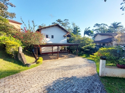 Casa em Residencial Euroville, Carapicuíba/SP de 260m² 3 quartos para locação R$ 7.350,00/mes