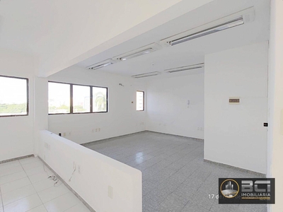 Sala em Boa Vista, Recife/PE de 50m² para locação R$ 2.400,00/mes