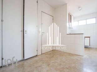 Apartamento à venda em Santo Amaro com 112 m², 3 quartos, 1 suíte, 1 vaga
