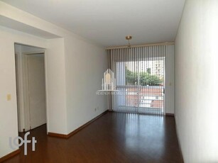 Apartamento à venda em Vila Olímpia com 76 m², 2 quartos, 1 suíte, 1 vaga