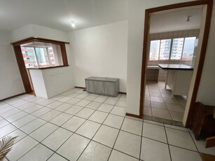 Apartamento em Centro, Itajaí/SC de 87m² 2 quartos para locação R$ 2.700,00/mes