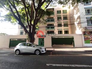 Apartamento em Jardim Universitário, Maringá/PR de 90m² 3 quartos para locação R$ 1.200,00/mes