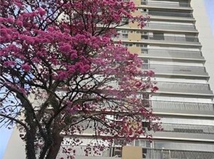 Apartamento para aluguel e venda possui 192 metros quadrados com 4 quartos