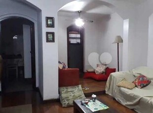 Casa com 4 dormitórios para alugar, 234 m² por R$ 18.570,80/mês - Humaitá - Rio de Janeiro