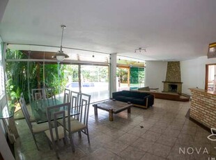 Casa disponível para venda no bairro Alphaville - Santana de Parnaíba/SP