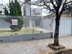 Casa em Centro, Apucarana/PR de 140m² 3 quartos à venda por R$ 779.000,00