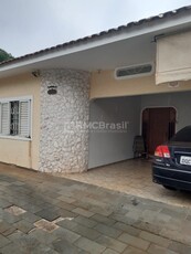 Casa em Parque Residencial Romano Calil, São José do Rio Preto/SP de 240m² 3 quartos à venda por R$ 679.000,00