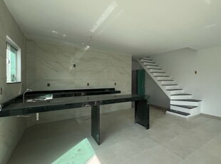 Casa em Peró, Cabo Frio/RJ de 120m² 4 quartos à venda por R$ 699.000,00
